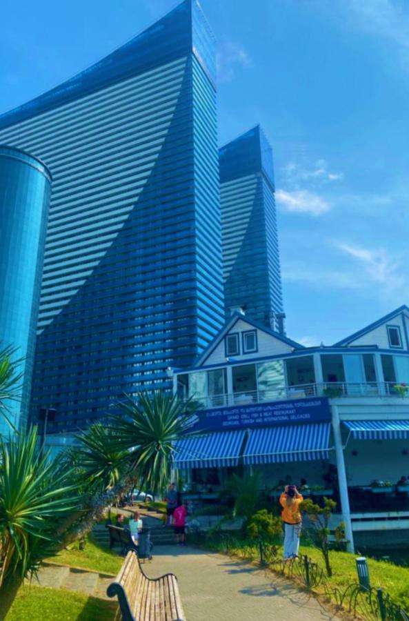 Sea Side Aparthotel In Orbi Complex Batumi Zewnętrze zdjęcie